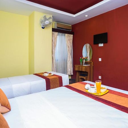 Oyo 105 Hotel Travel Inn Kathmandu Exterior foto