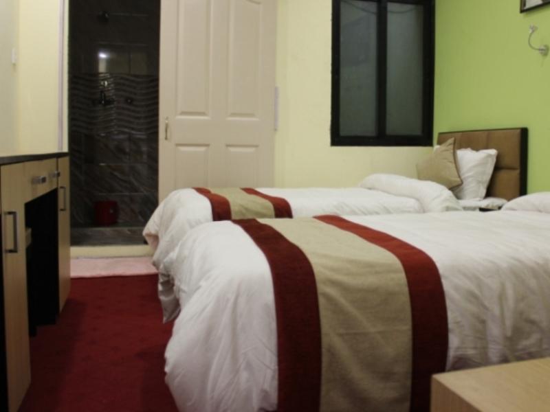 Oyo 105 Hotel Travel Inn Kathmandu Exterior foto