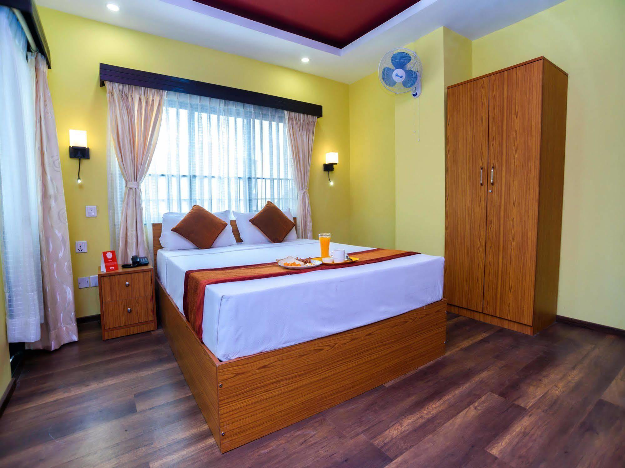 Oyo 105 Hotel Travel Inn Kathmandu Exterior foto