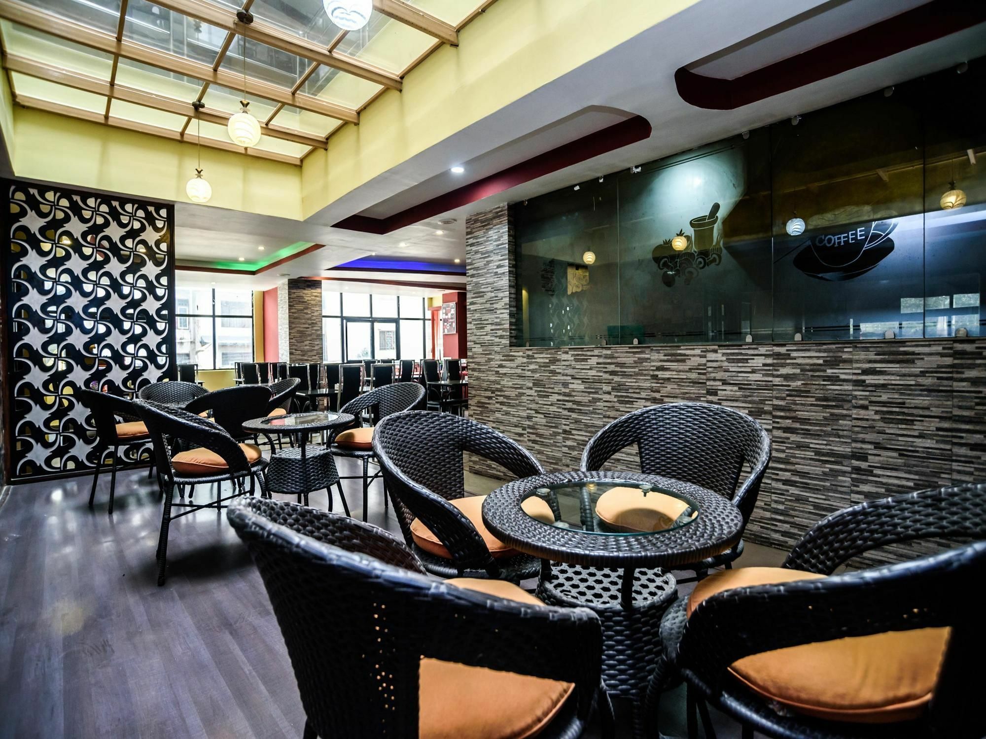 Oyo 105 Hotel Travel Inn Kathmandu Exterior foto